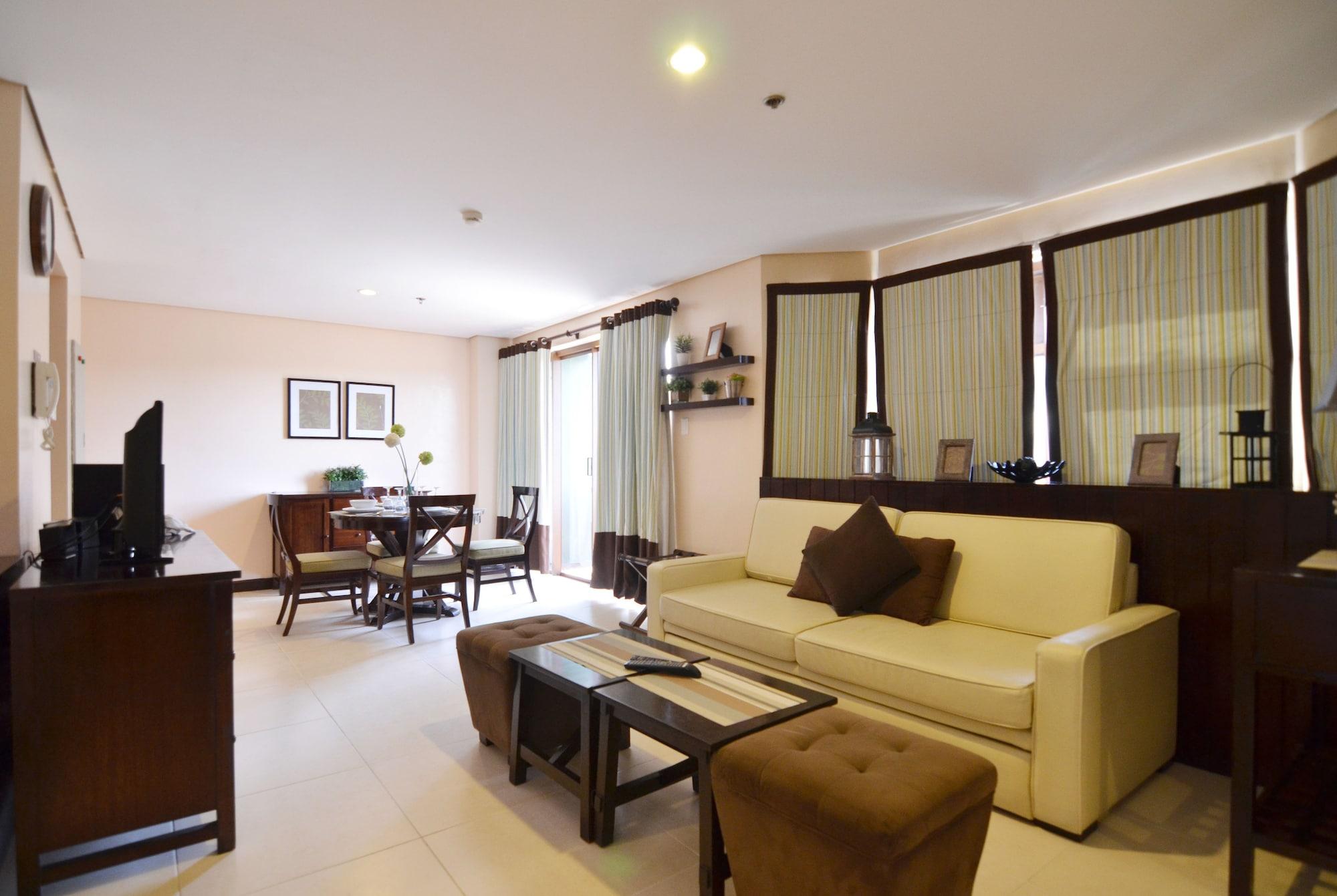 Crosswinds Resort Suites Tagaytay City Екстер'єр фото