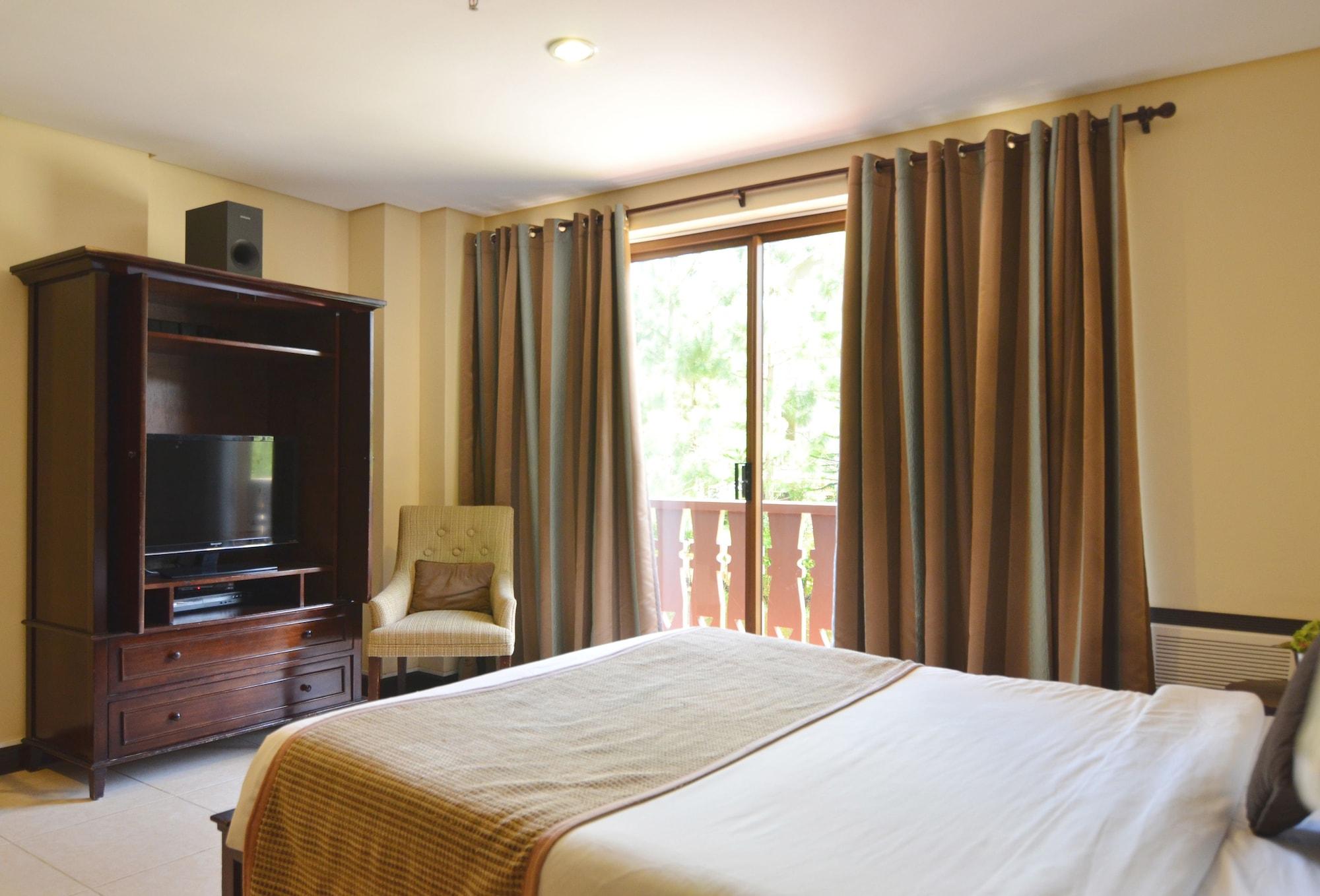 Crosswinds Resort Suites Tagaytay City Екстер'єр фото