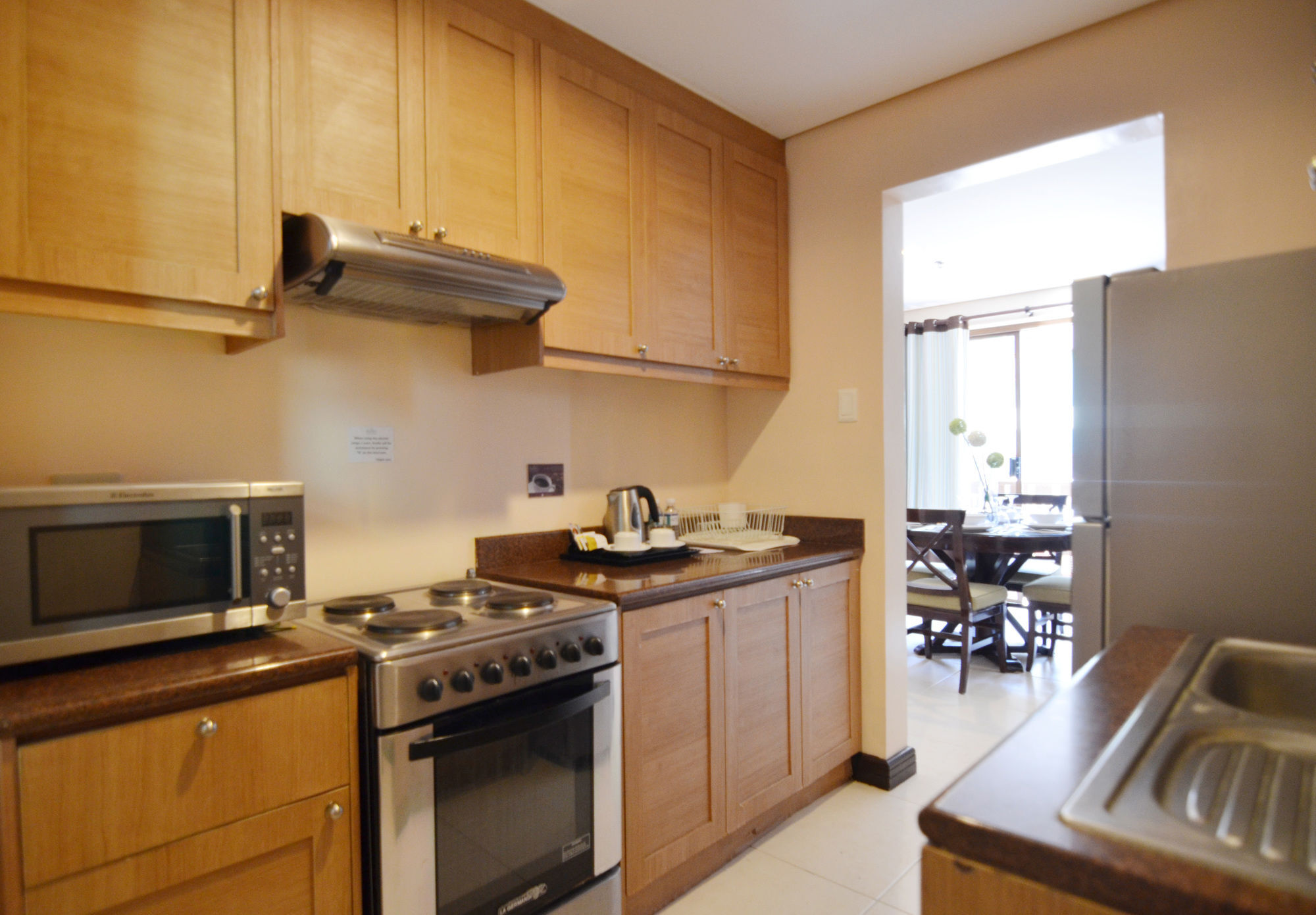 Crosswinds Resort Suites Tagaytay City Екстер'єр фото